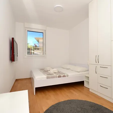 Luka Appartement Split